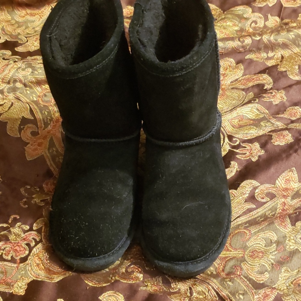 Bear Paw fleece lined boots